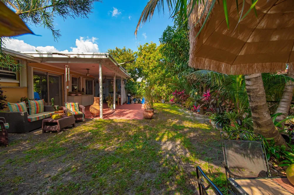 5704 NW 47th Lane Tamarac, FL 33319