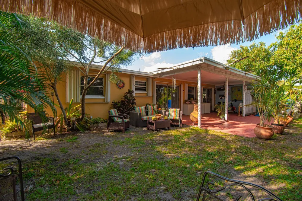 5704 NW 47th Lane Tamarac, FL 33319