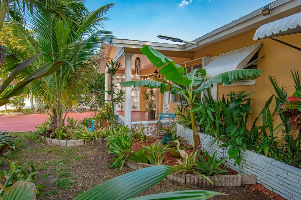 5704 NW 47th Lane Tamarac, FL 33319