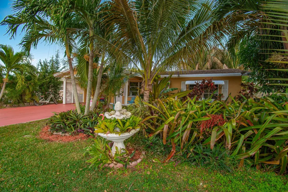 5704 NW 47th Lane Tamarac, FL 33319