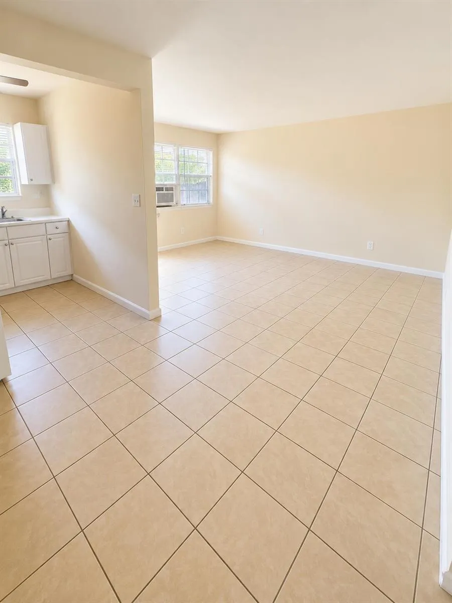 3121 NW 133RD STREET #1-4 Opa-Locka, FL 33054
