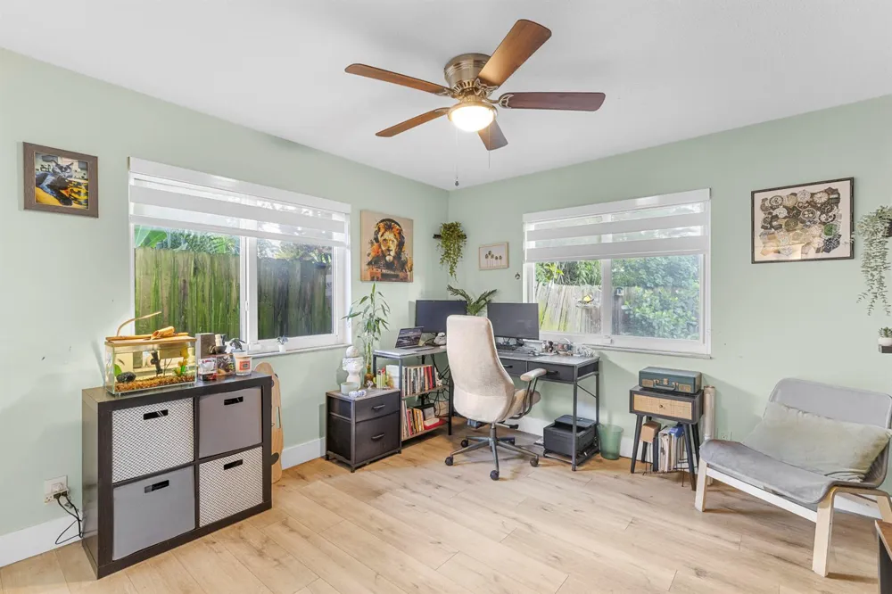 5318 NW 93rd Avenue Sunrise, FL 33351