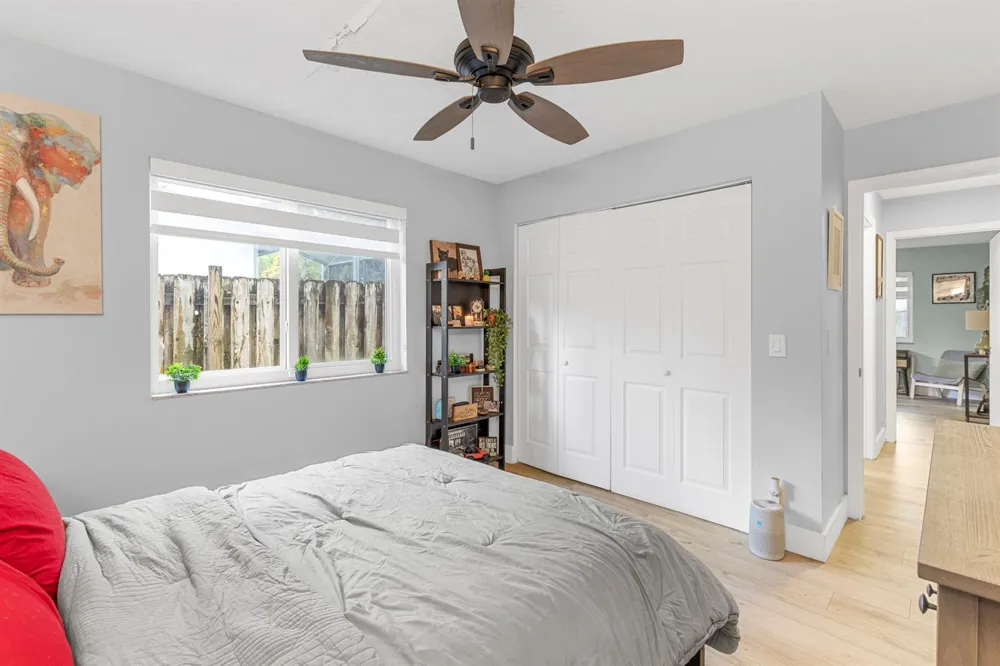 5318 NW 93rd Avenue Sunrise, FL 33351