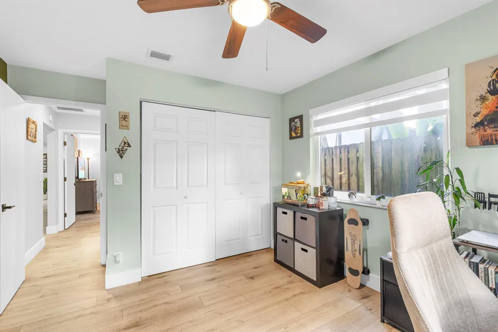 5318 NW 93rd Avenue Sunrise, FL 33351