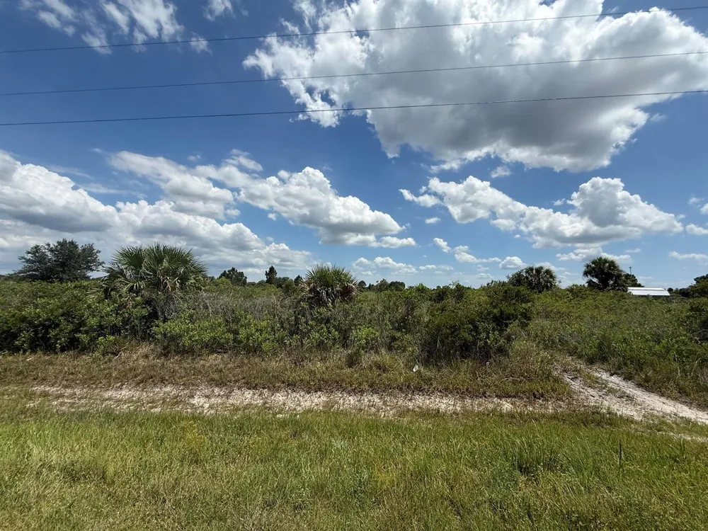 16162 NW 290TH STREET Okeechobee, FL 34972