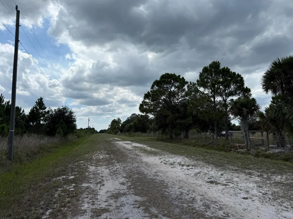 16162 NW 290TH STREET Okeechobee, FL 34972