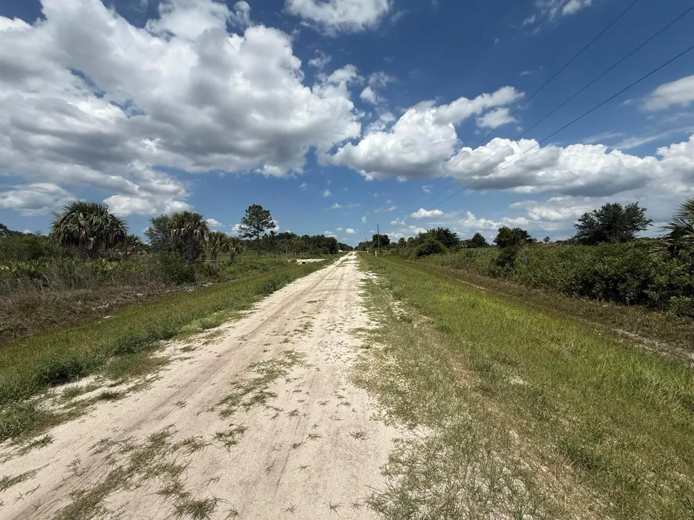 16162 NW 290TH STREET Okeechobee, FL 34972
