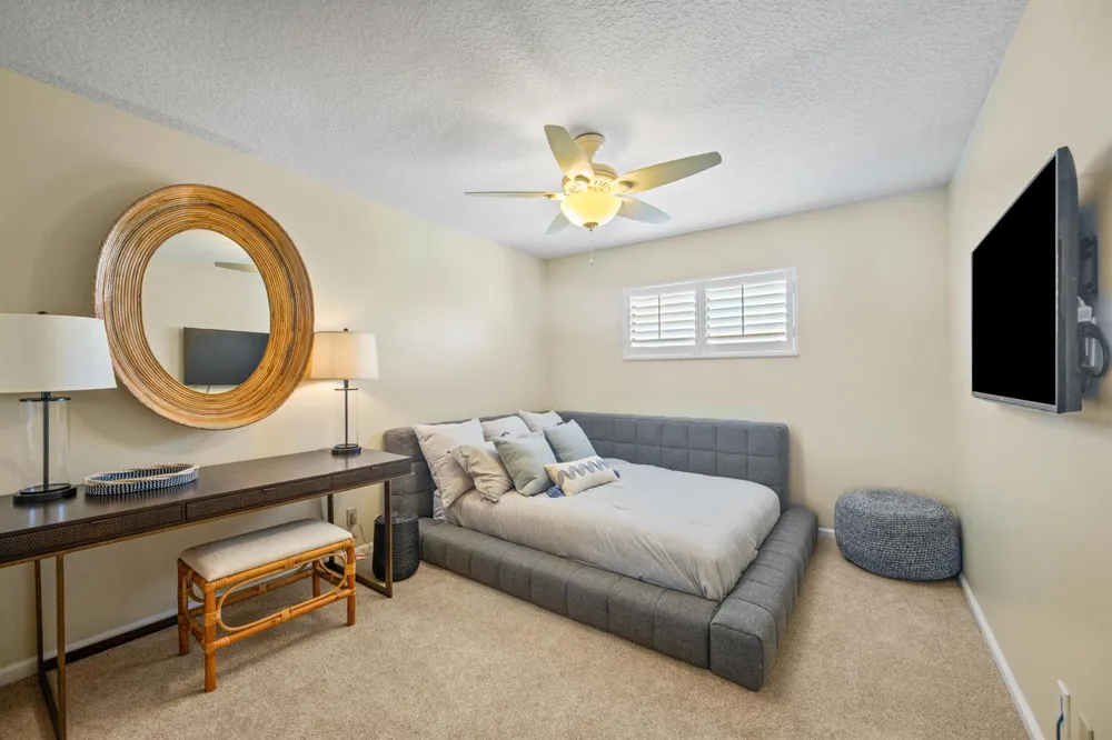 16914 WATERBEND DRIVE #270 Jupiter, FL 33477