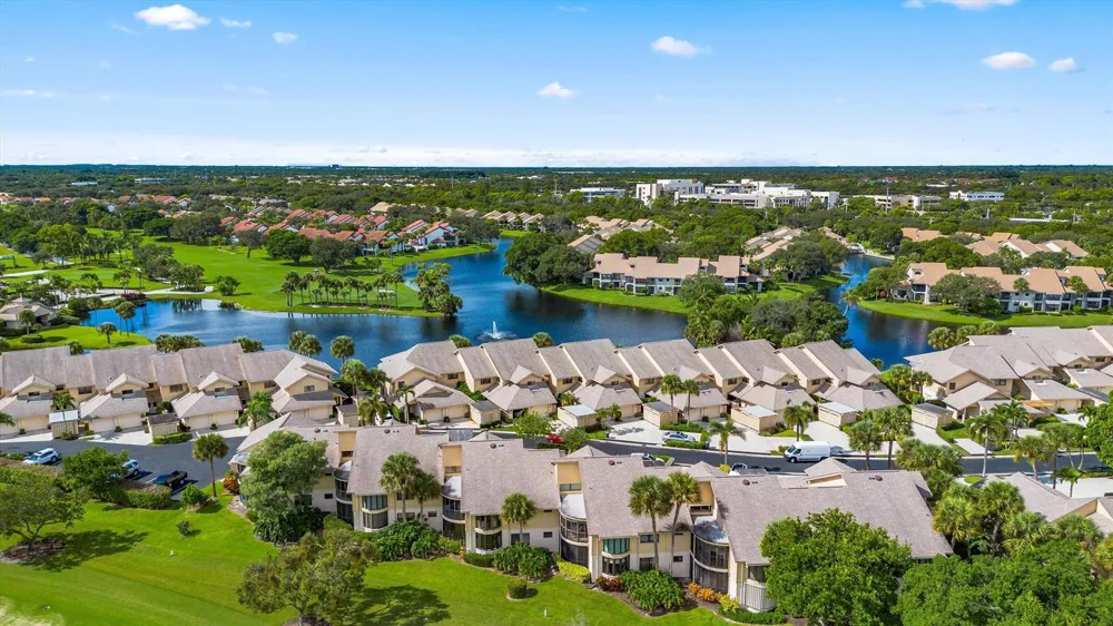 16914 WATERBEND DRIVE #270 Jupiter, FL 33477