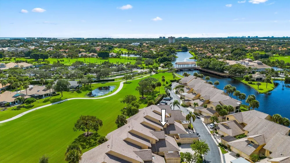 16914 WATERBEND DRIVE #270 Jupiter, FL 33477