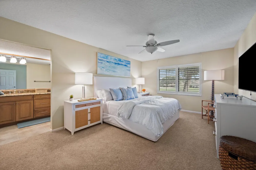 16914 WATERBEND DRIVE #270 Jupiter, FL 33477