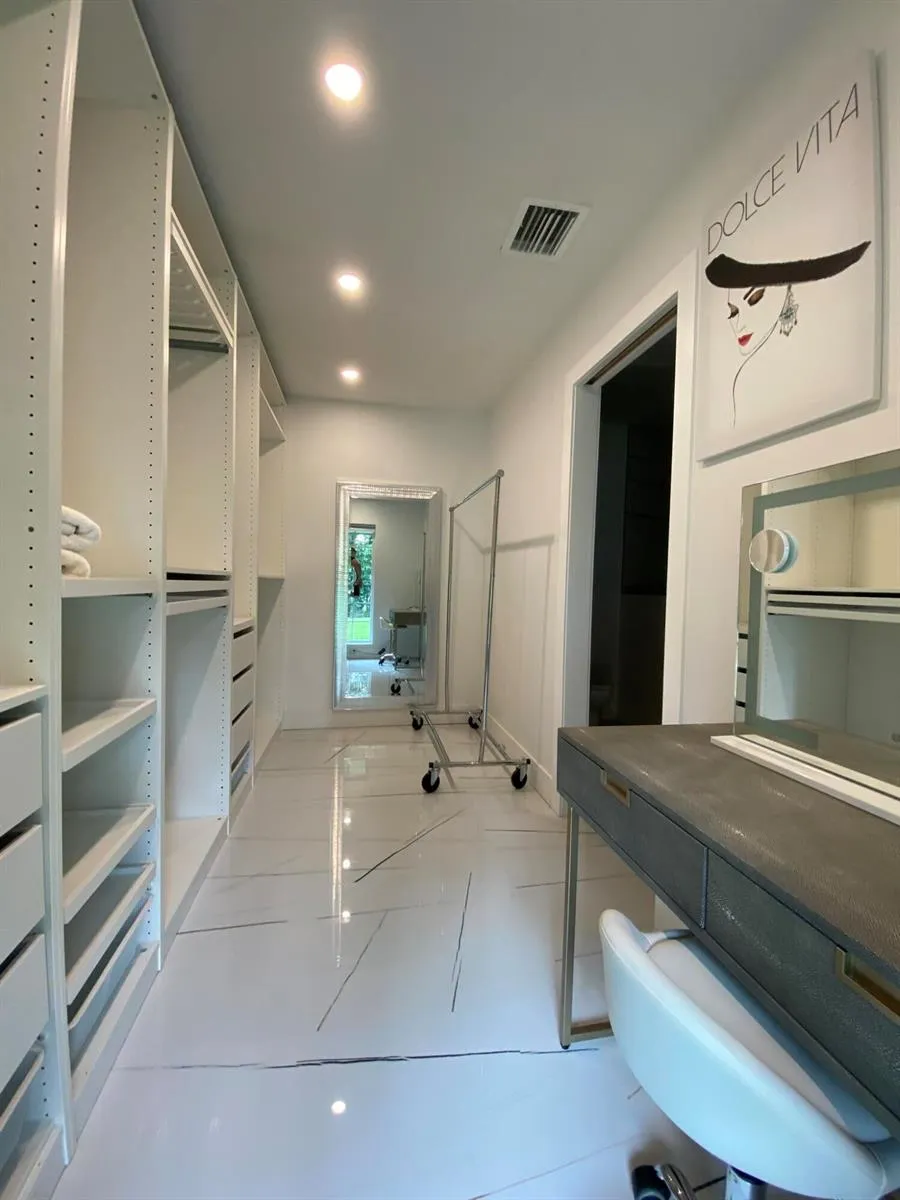 661 W RAMBLING DRIVE Wellington, FL 33414