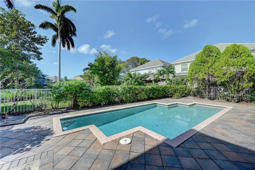 2201 SW 13TH AVENUE Fort Lauderdale, FL 33315