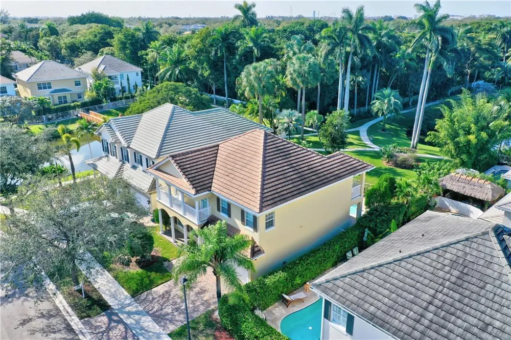 2201 SW 13TH AVENUE Fort Lauderdale, FL 33315