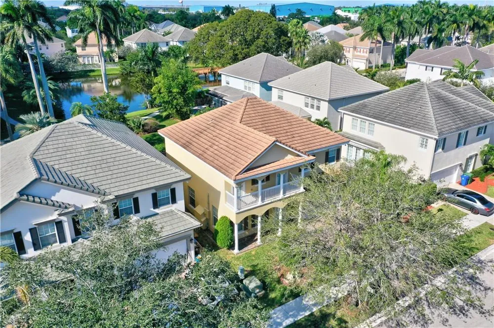 2201 SW 13TH AVENUE Fort Lauderdale, FL 33315