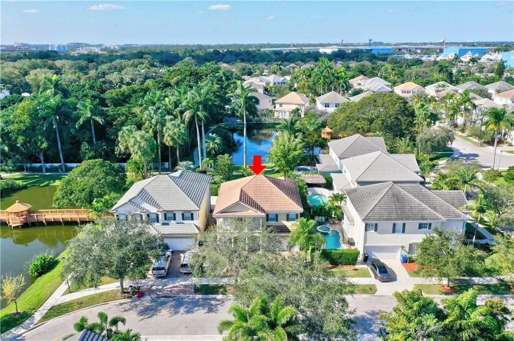 2201 SW 13TH AVENUE Fort Lauderdale, FL 33315
