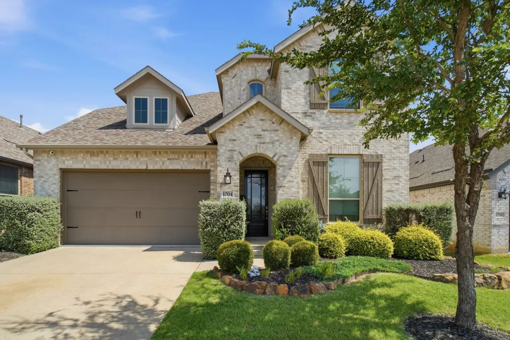 1704 Snowdrop Drive Celina, TX 75078