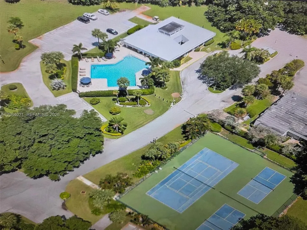 1542 Jupiter Cove Dr #207 Jupiter, FL 33469
