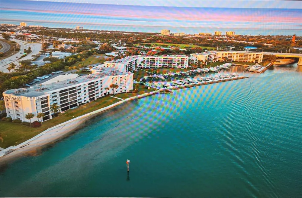 1542 Jupiter Cove Dr #207 Jupiter, FL 33469