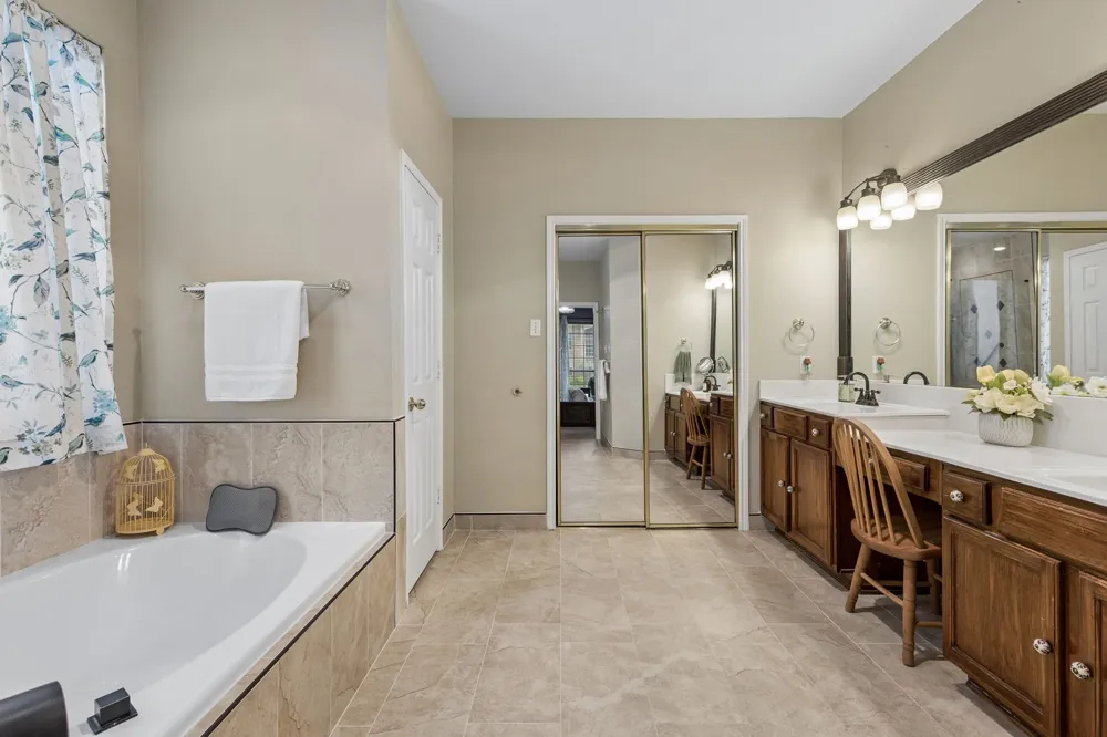 129 Timberbluff Lane Murphy, TX 75094