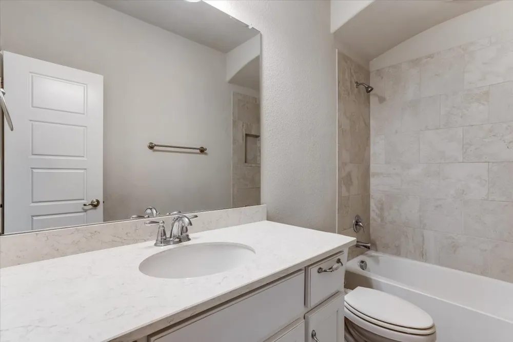 277 Mineral Point Drive Aledo, TX 76008