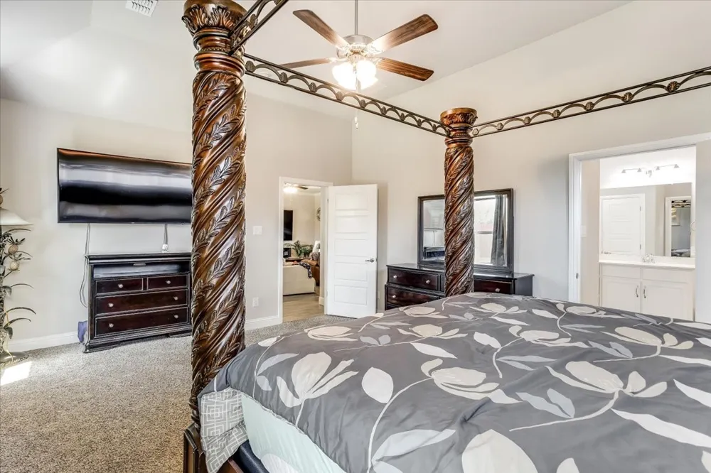 277 Mineral Point Drive Aledo, TX 76008
