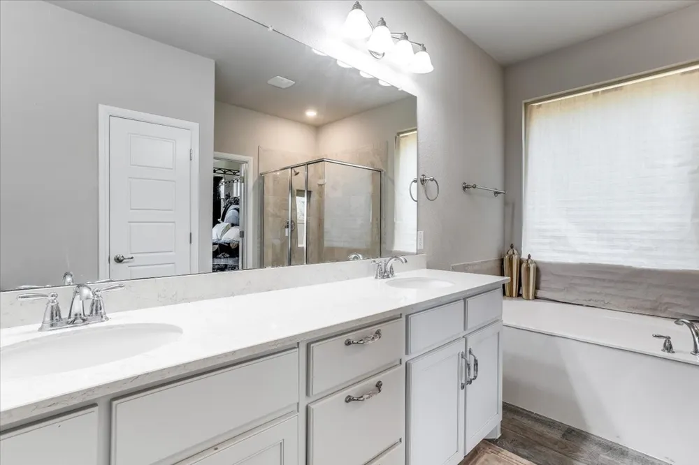 277 Mineral Point Drive Aledo, TX 76008