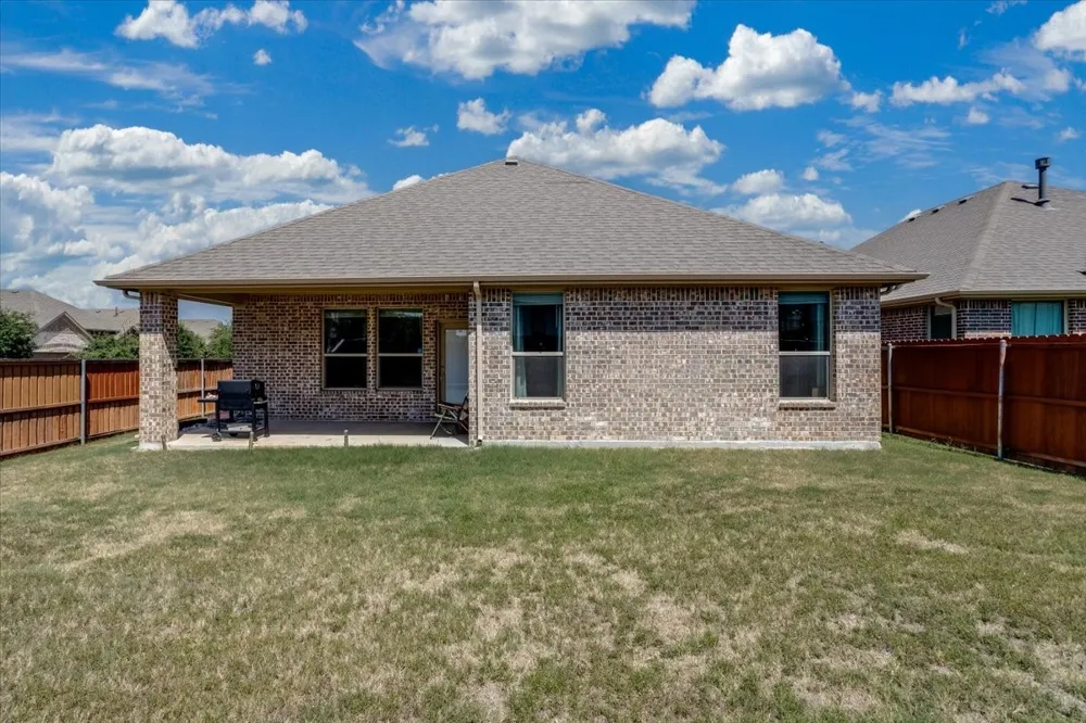 277 Mineral Point Drive Aledo, TX 76008