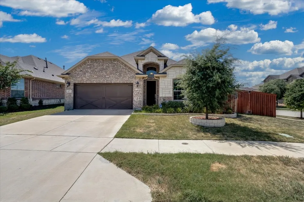 277 Mineral Point Drive Aledo, TX 76008