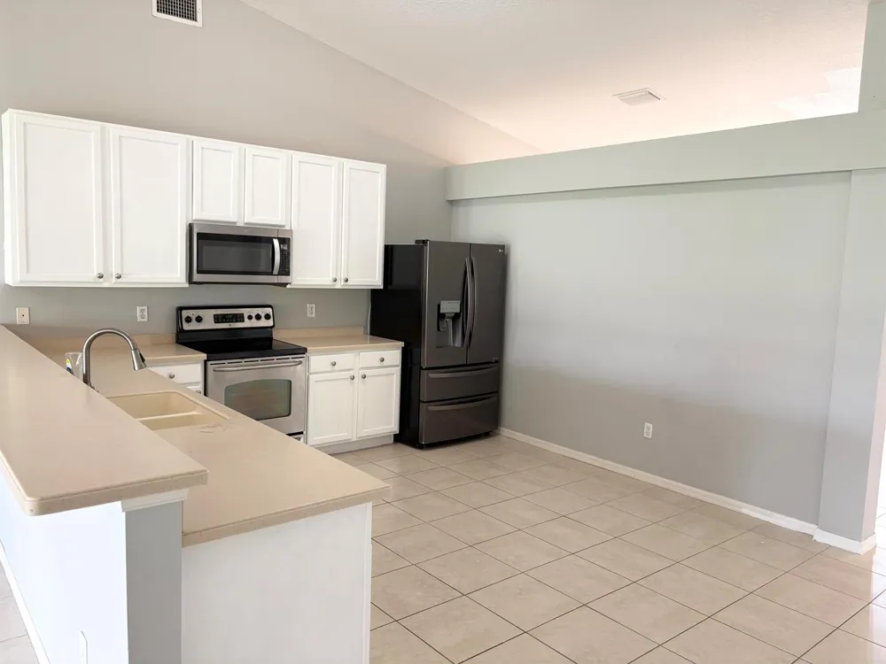 2182 SW IDAHO LANE Port St. Lucie, FL 34953