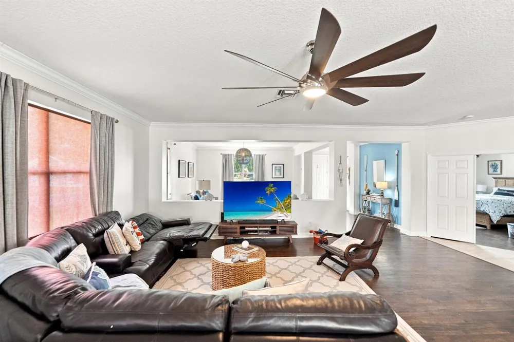 100 Salazar Lane Sebastian, FL 32958