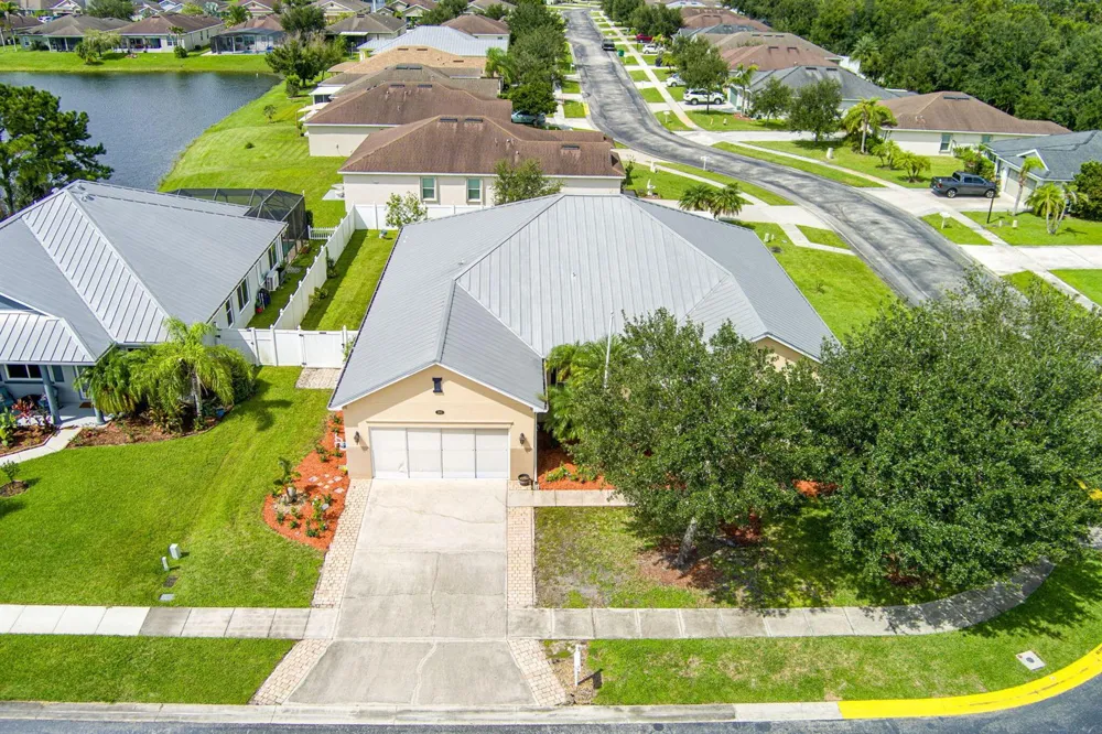 100 Salazar Lane Sebastian, FL 32958