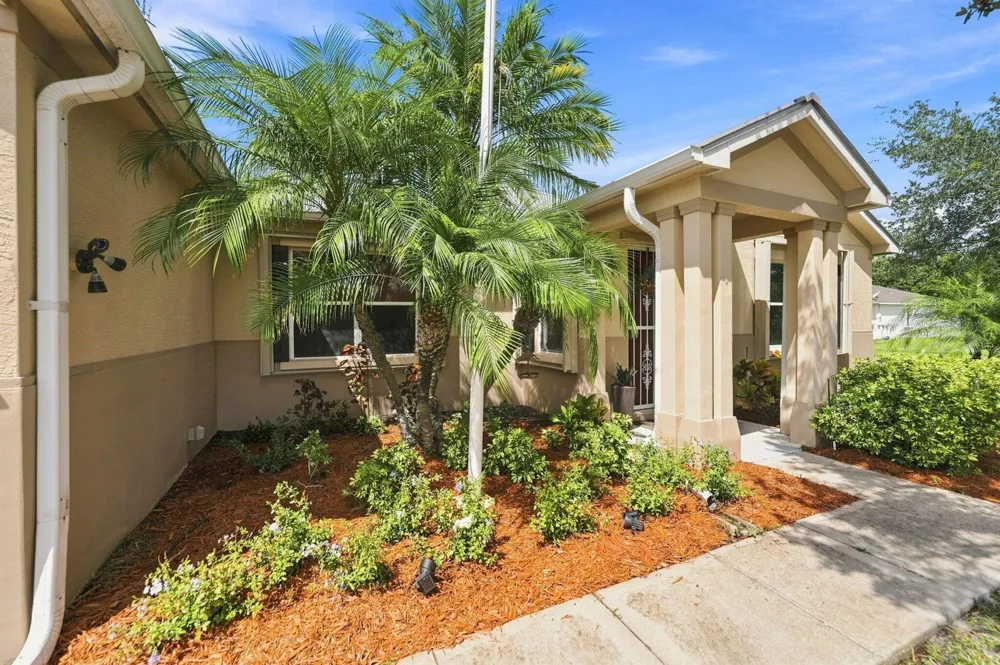 100 Salazar Lane Sebastian, FL 32958