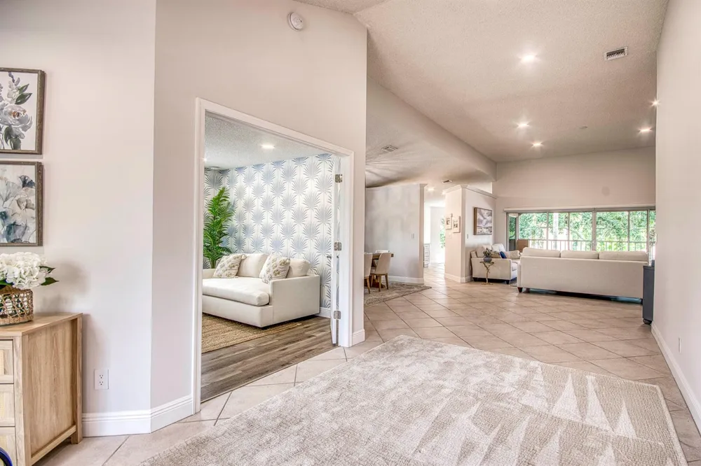 202 Legendary Circle Palm Beach Gardens, FL 33418