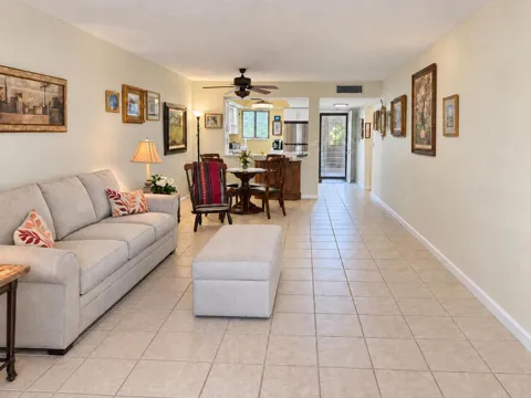 3154 Via Poinciana #115