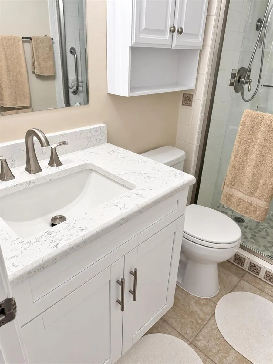3154 Via Poinciana #115 Lake Worth, FL 33467