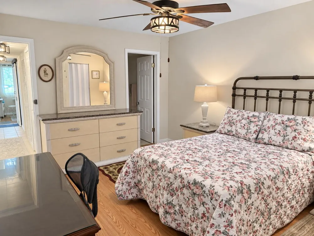 3154 Via Poinciana #115 Lake Worth, FL 33467