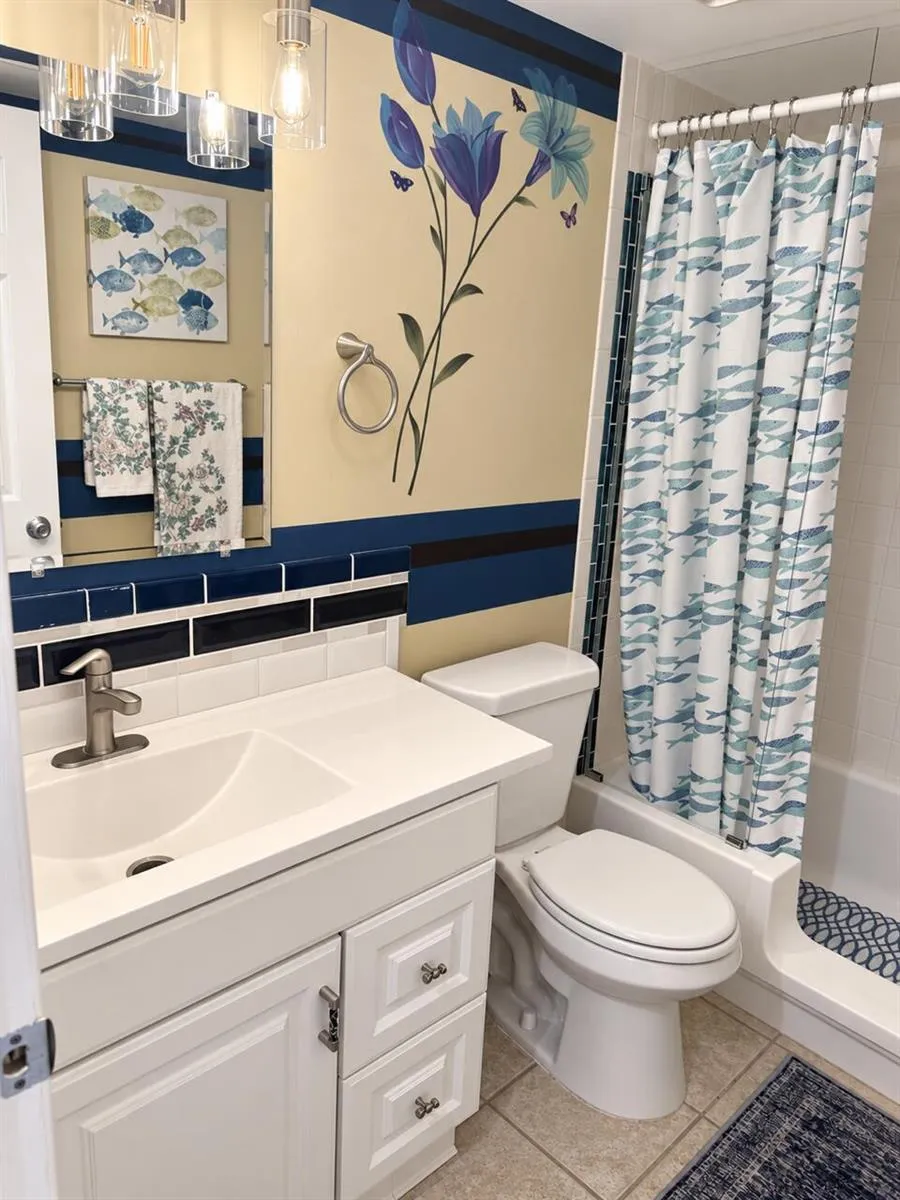 3154 Via Poinciana #115 Lake Worth, FL 33467