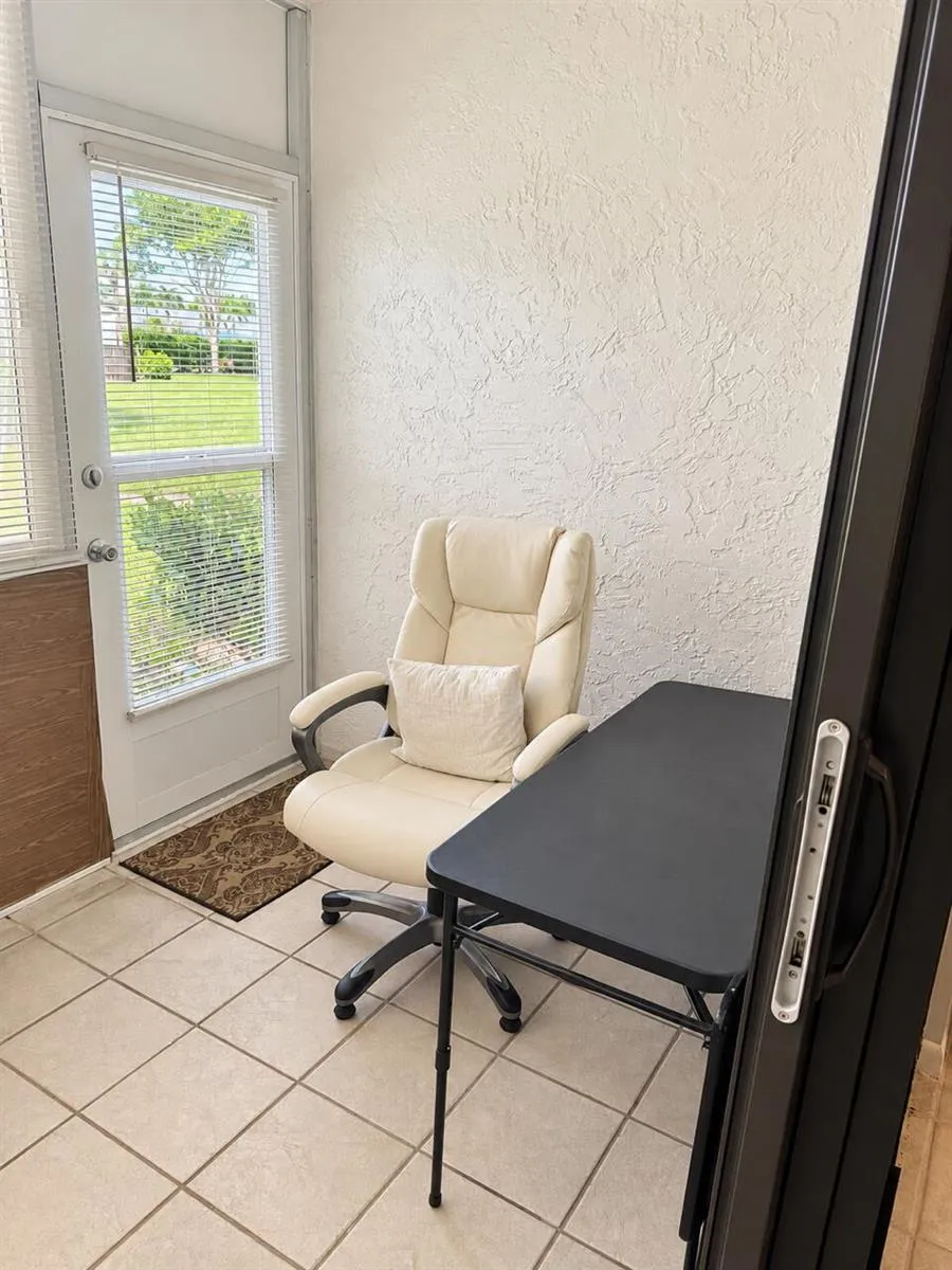 3154 Via Poinciana #115 Lake Worth, FL 33467