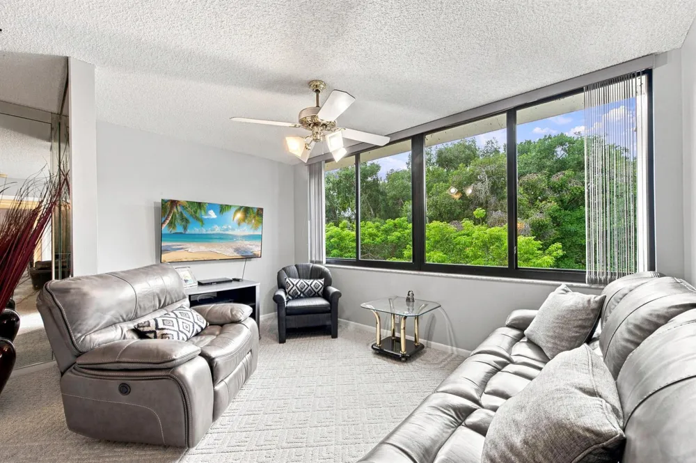 15075 WITNEY Rd #303 Delray Beach, FL 33484