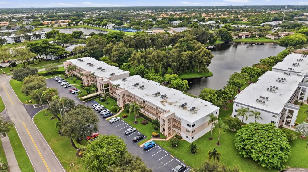 15075 WITNEY Rd #303 Delray Beach, FL 33484