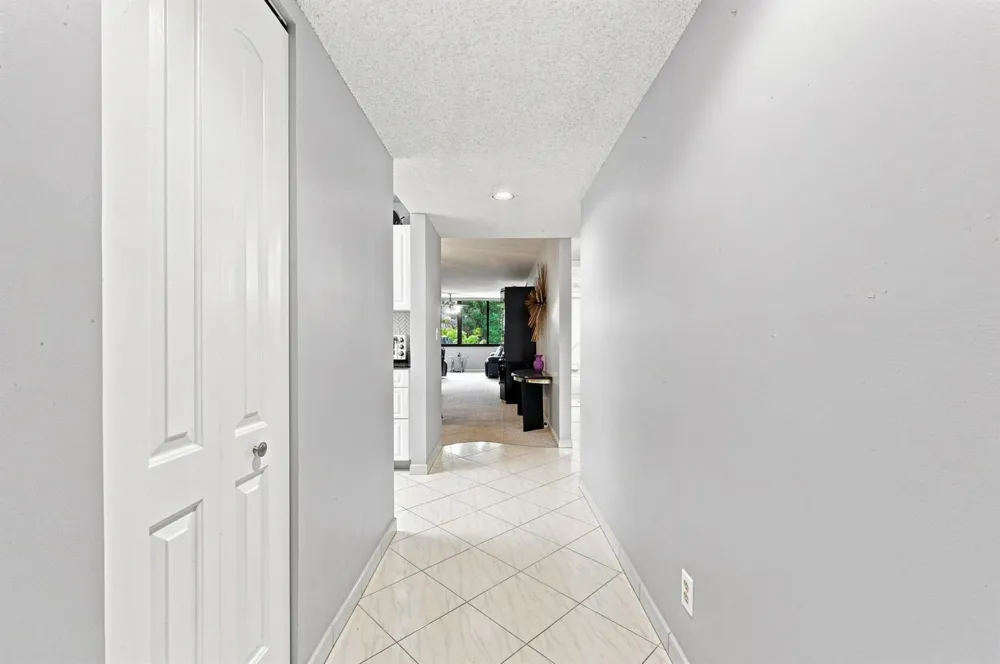 15075 WITNEY Rd #303 Delray Beach, FL 33484