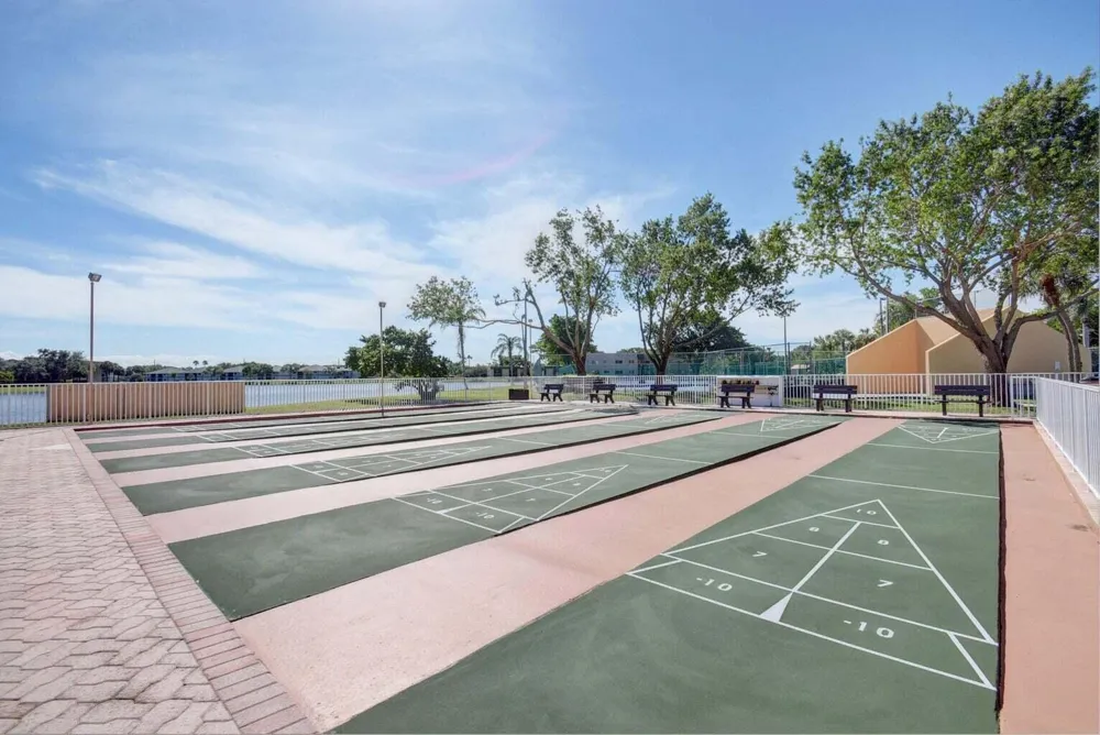 15075 WITNEY Rd #303 Delray Beach, FL 33484