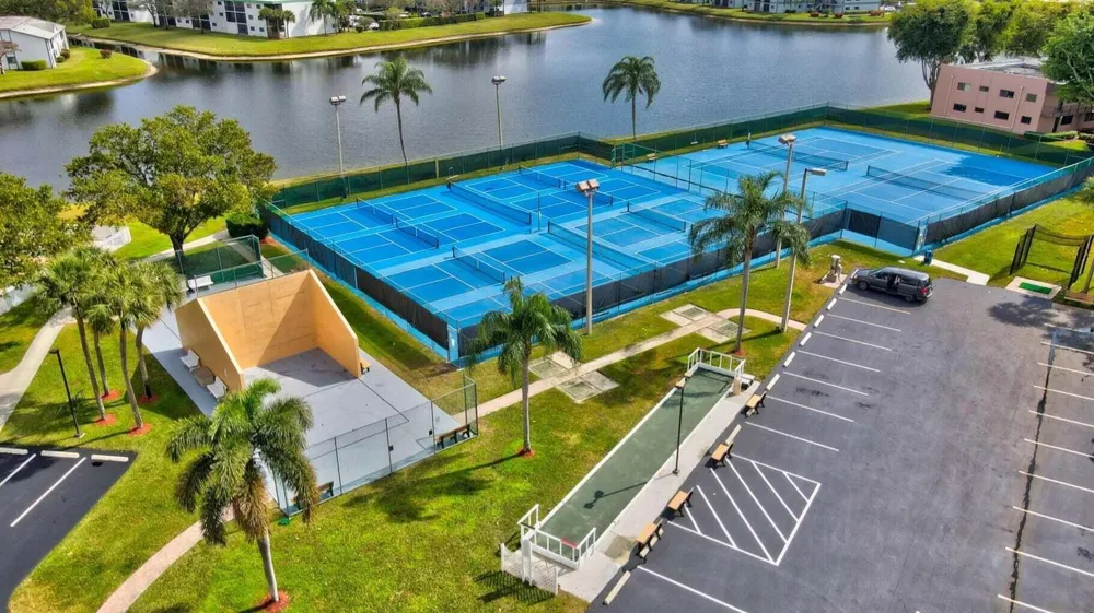 15075 WITNEY Rd #303 Delray Beach, FL 33484