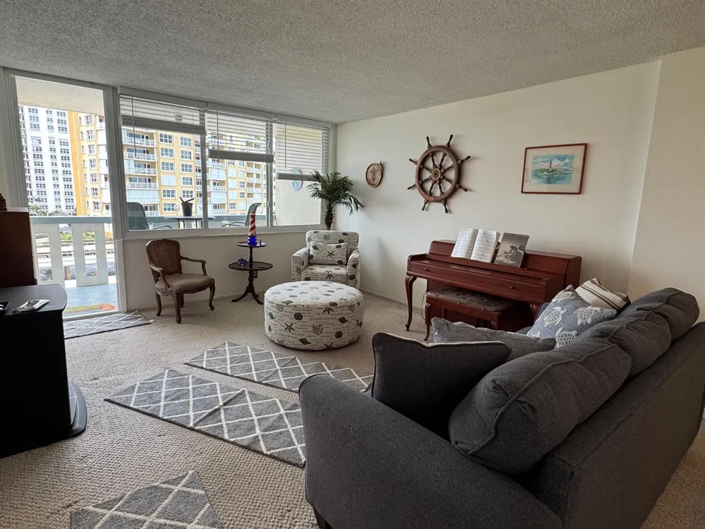305 POMPANO BEACH BOULEVARD #507 Pompano Beach, FL 33062