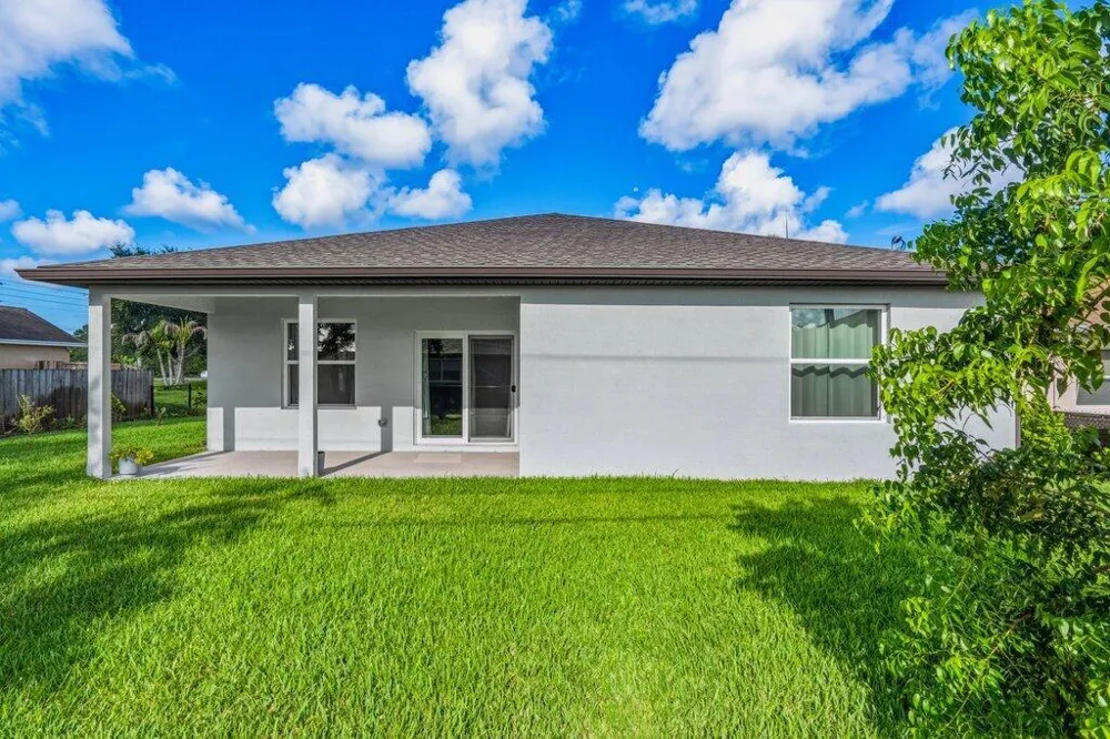 226 SW MILBURN CIRCLE Port St. Lucie, FL 34953