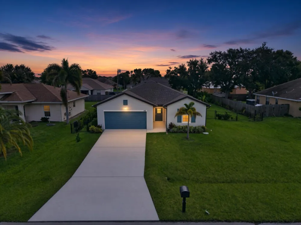 226 SW MILBURN CIRCLE Port St. Lucie, FL 34953
