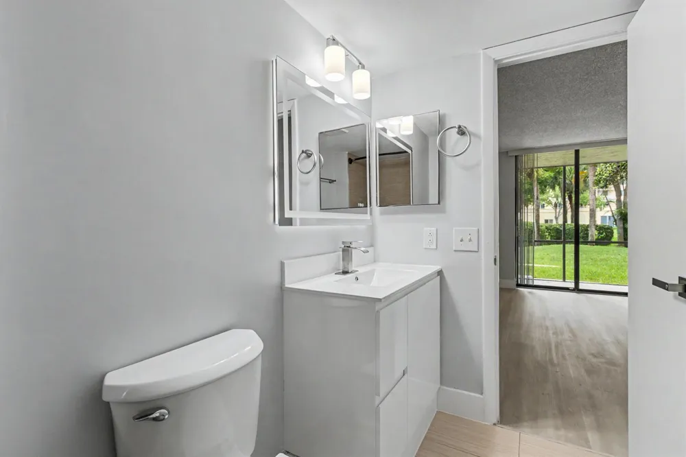 1230 S MILITARY TRAIL #2014 Deerfield Beach, FL 33442