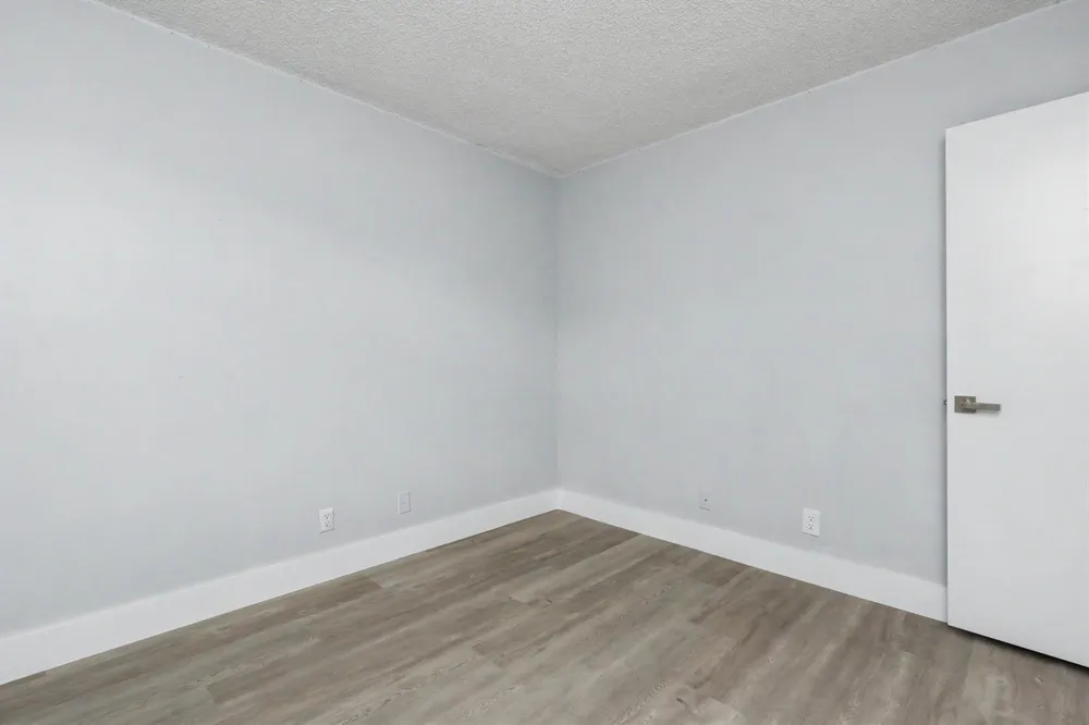 1230 S MILITARY TRAIL #2014 Deerfield Beach, FL 33442