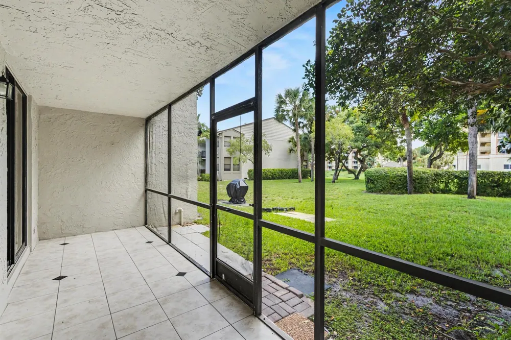 1230 S MILITARY TRAIL #2014 Deerfield Beach, FL 33442